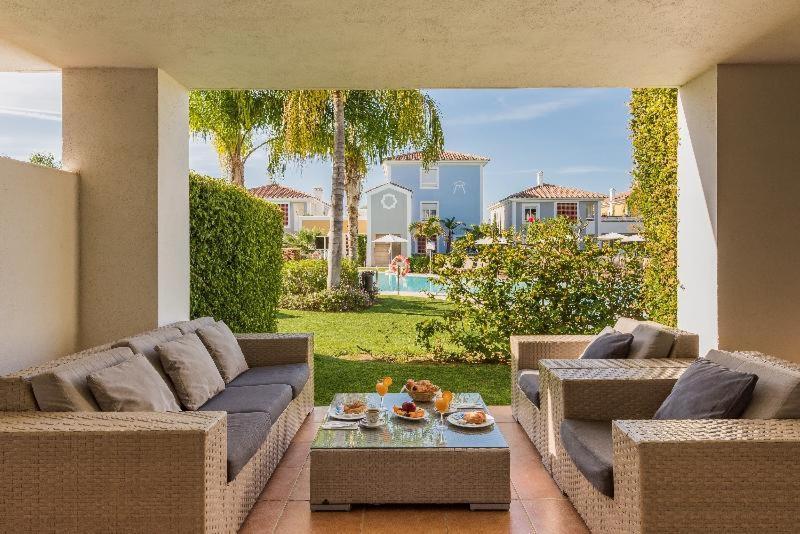 Cortijo Del Mar Resort Estepona Værelse billede